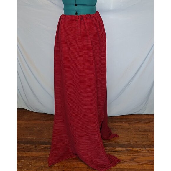Maxi Skirt with Side Slit - Picture 2 of 4